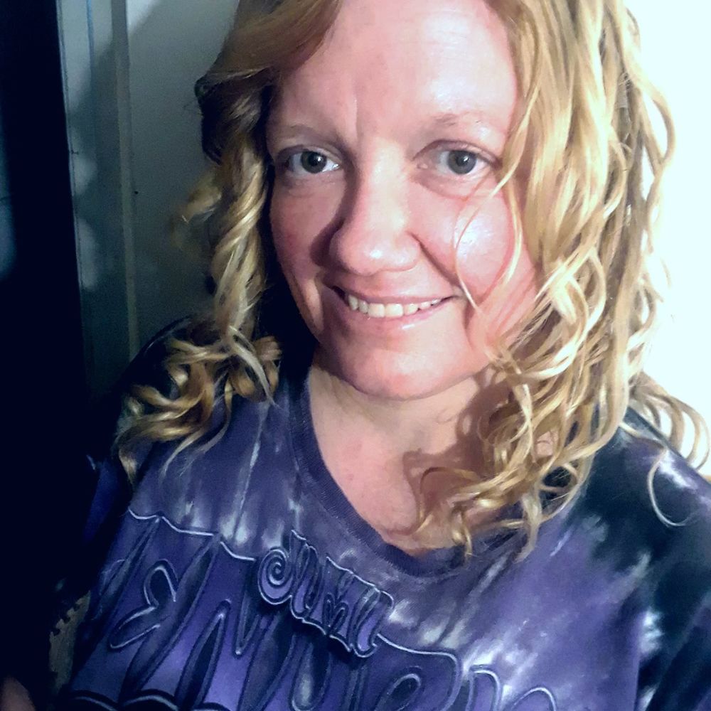 Meet your Posher, Holly